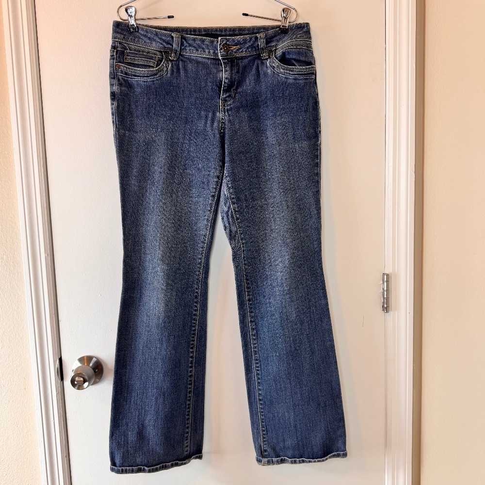 Womens SimplyVera Vera Wang Size 10 Straight Leg Blue Jeans